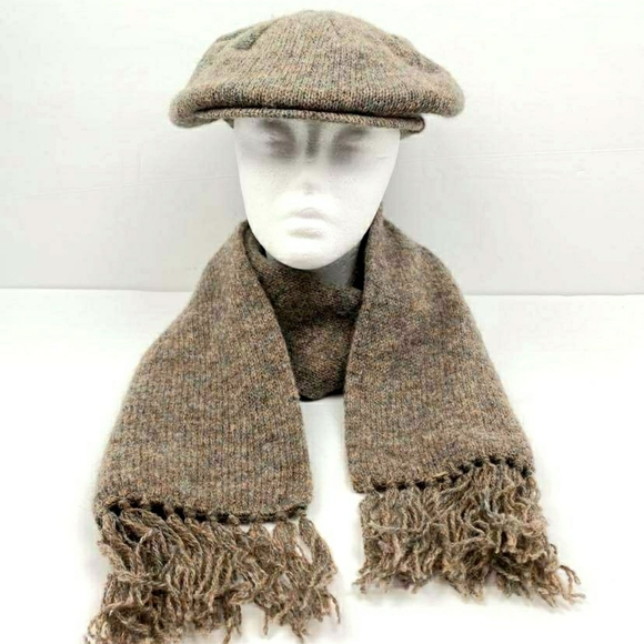 Pendleton Other - Pendleton Wool Scarf & Newsboy Cabbie Hat